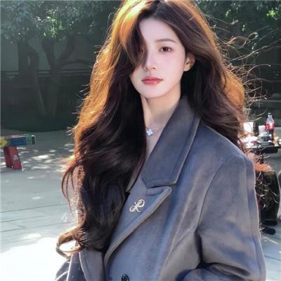 恩斯特高尔：双城映照